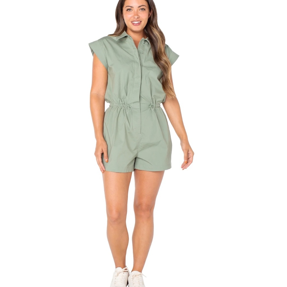 Celebrity Pink Short Sleeve Bungee Waist Romper